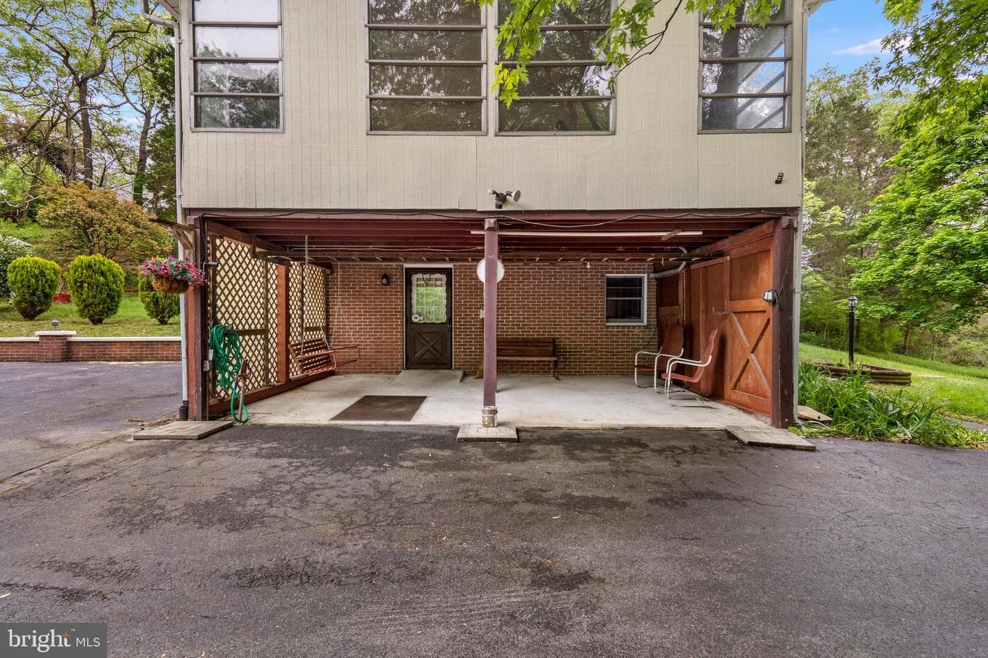 12139 Walnut Point W photo 3