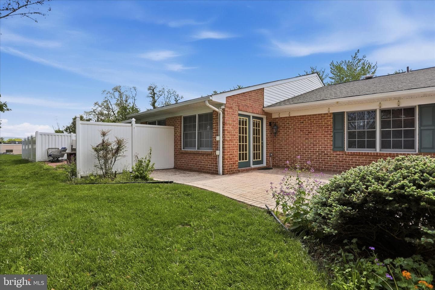 1038 Matthew Court photo 32