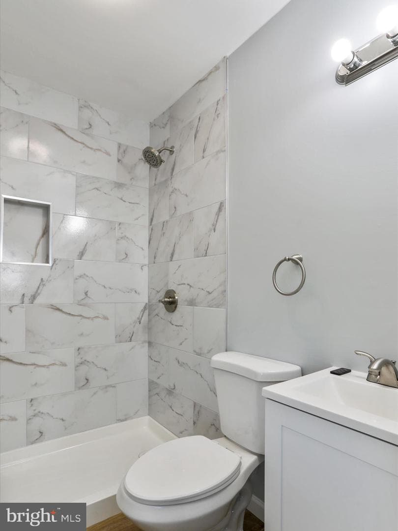 319 West Side Avenue photo 23