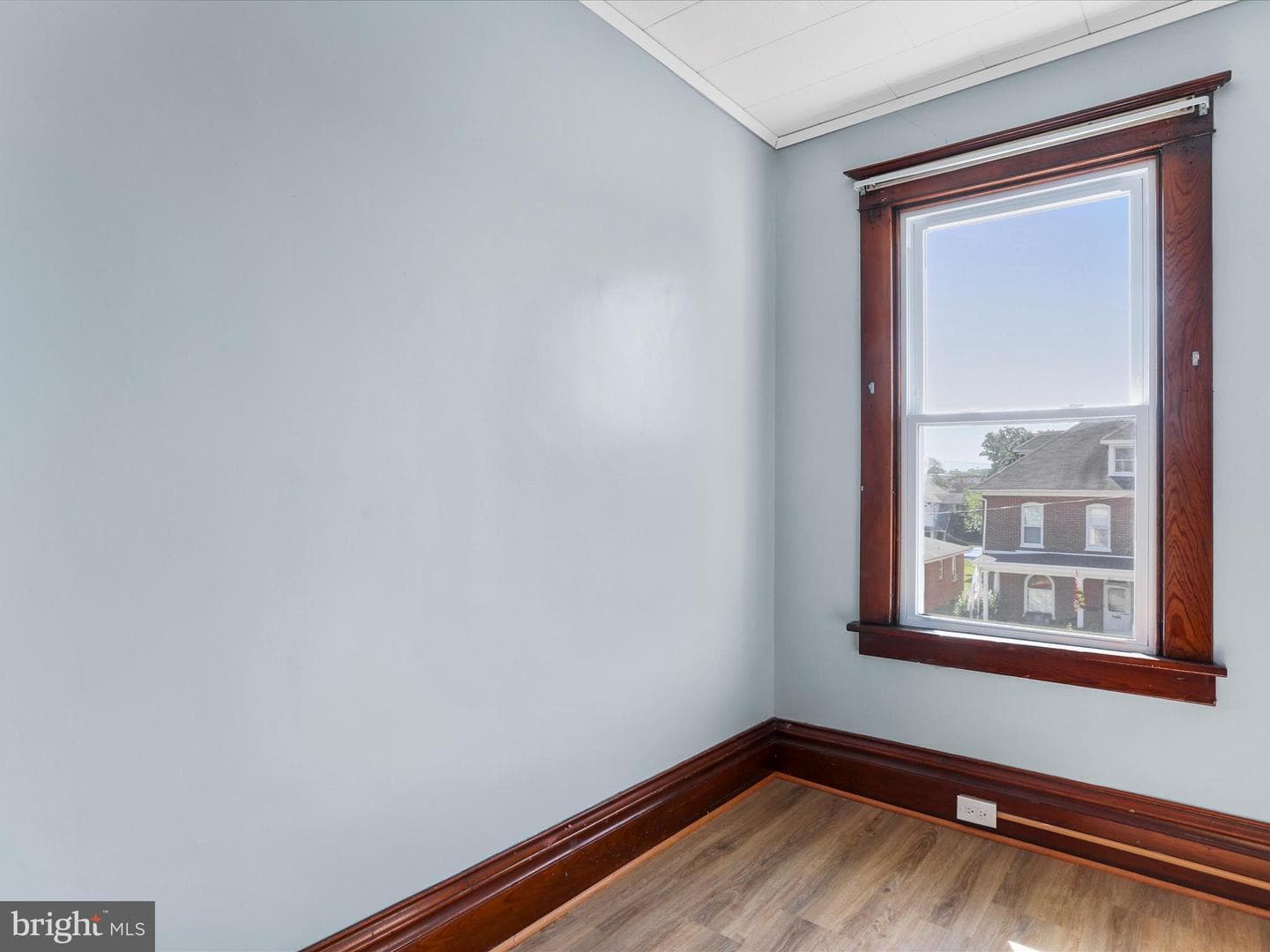 319 West Side Avenue photo 28