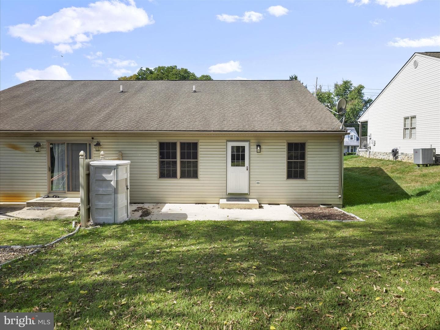 920 Frederick Street photo 30