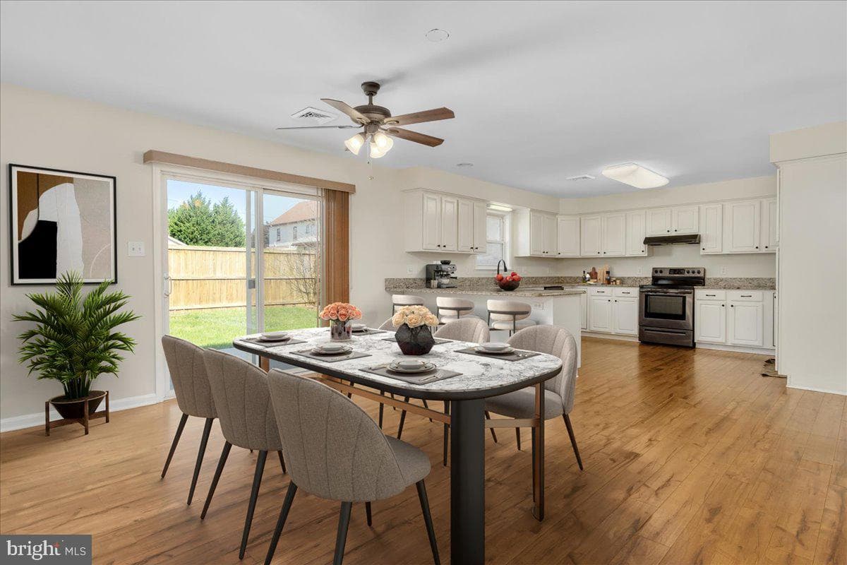 13401 Cherry Tree Circle photo 14