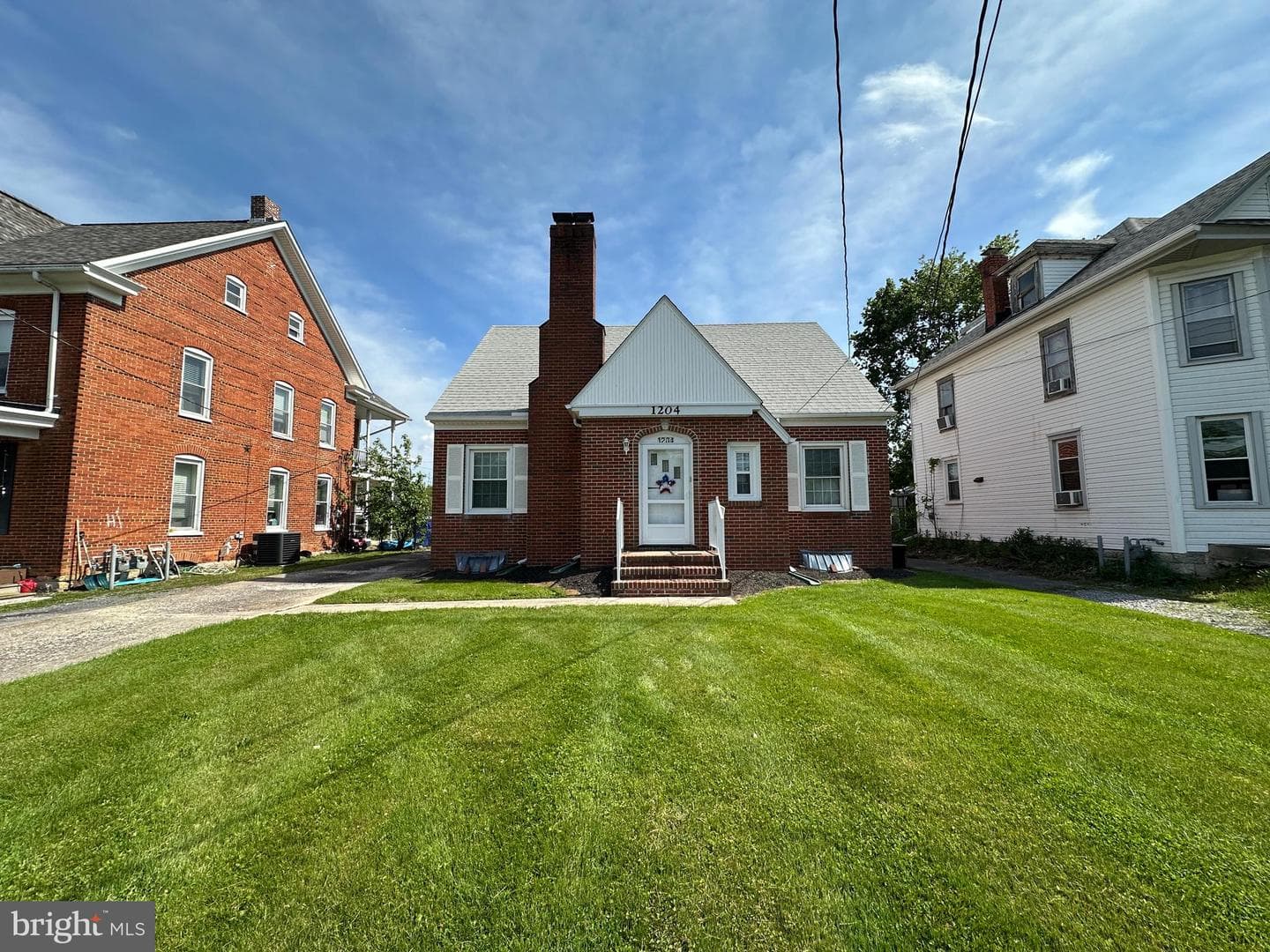 1204 Virginia Avenue photo 2