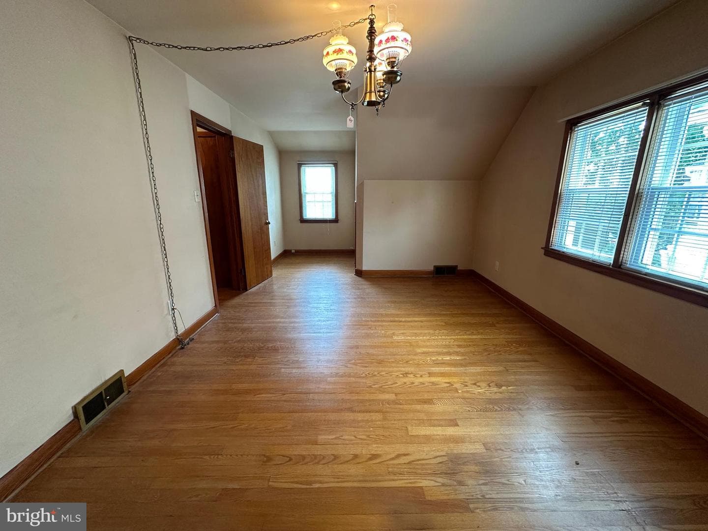 1204 Virginia Avenue photo 54