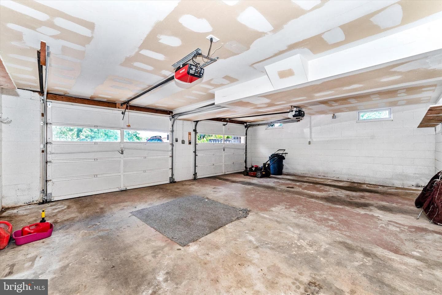 130 E Potomac Street photo 39