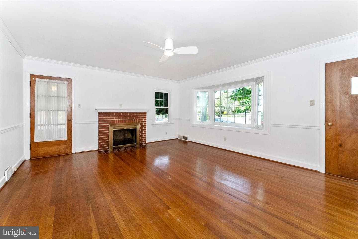 130 E Potomac Street photo 4