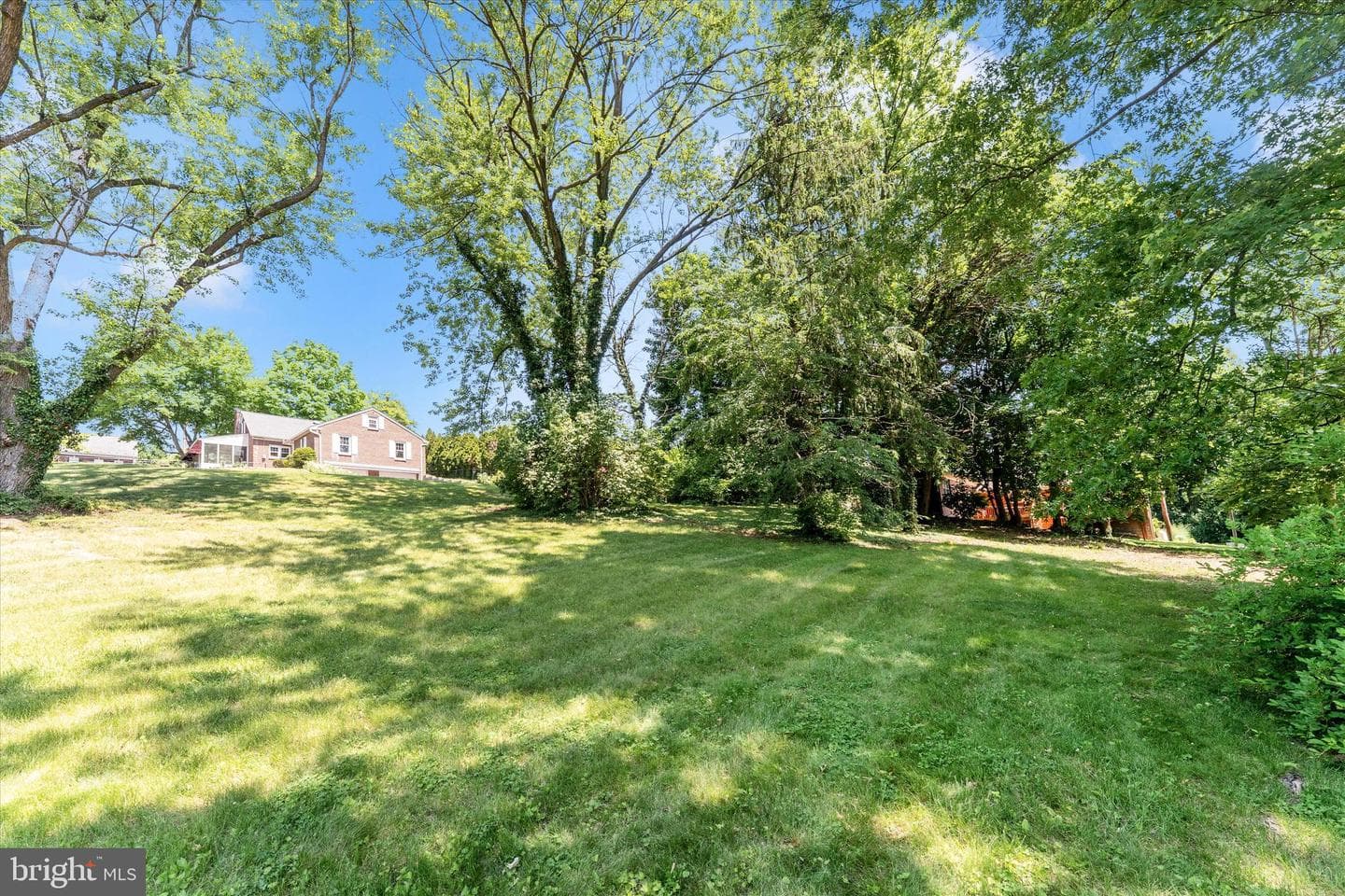 130 E Potomac Street photo 46