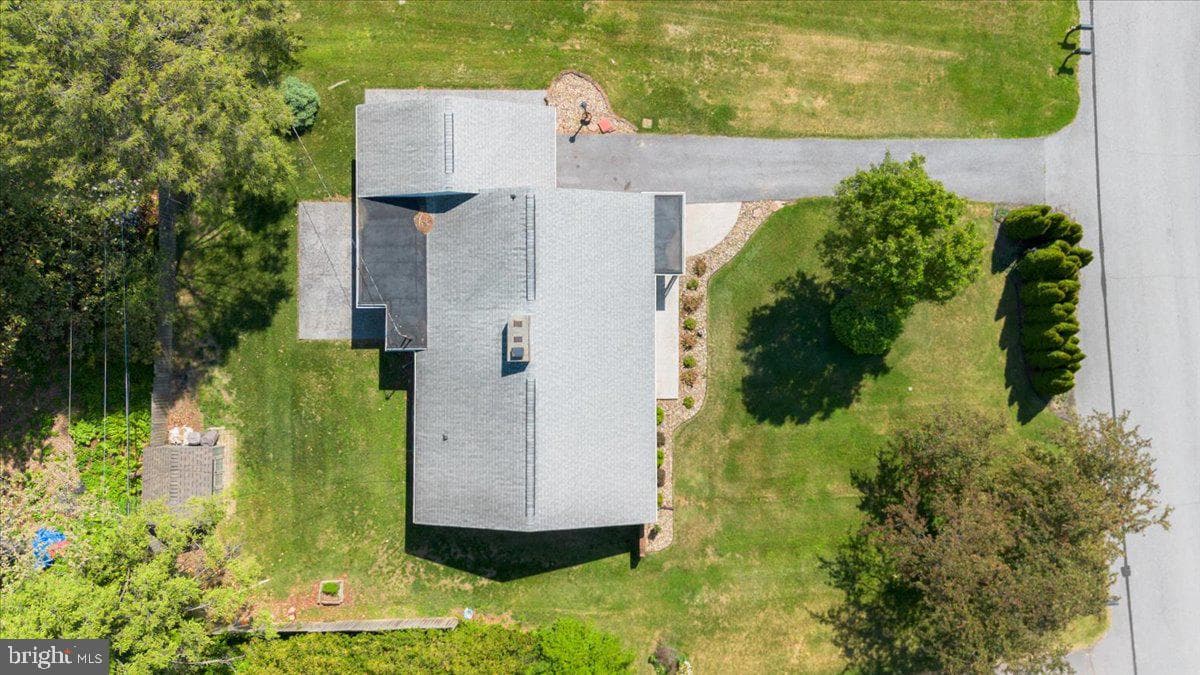 13318 Fairgreen Circle photo 39