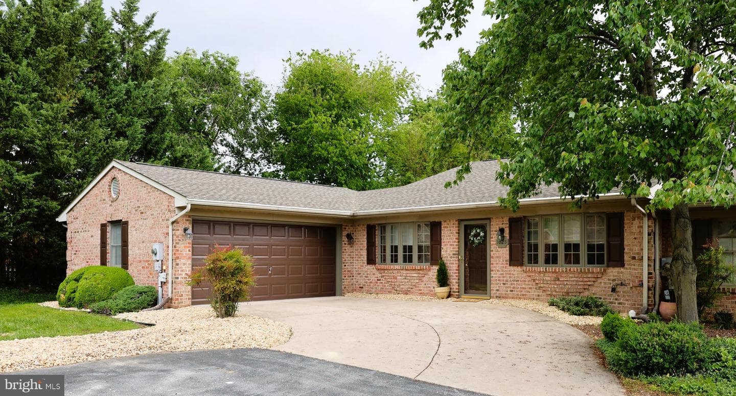 1025 Matthew Court, Hagerstown