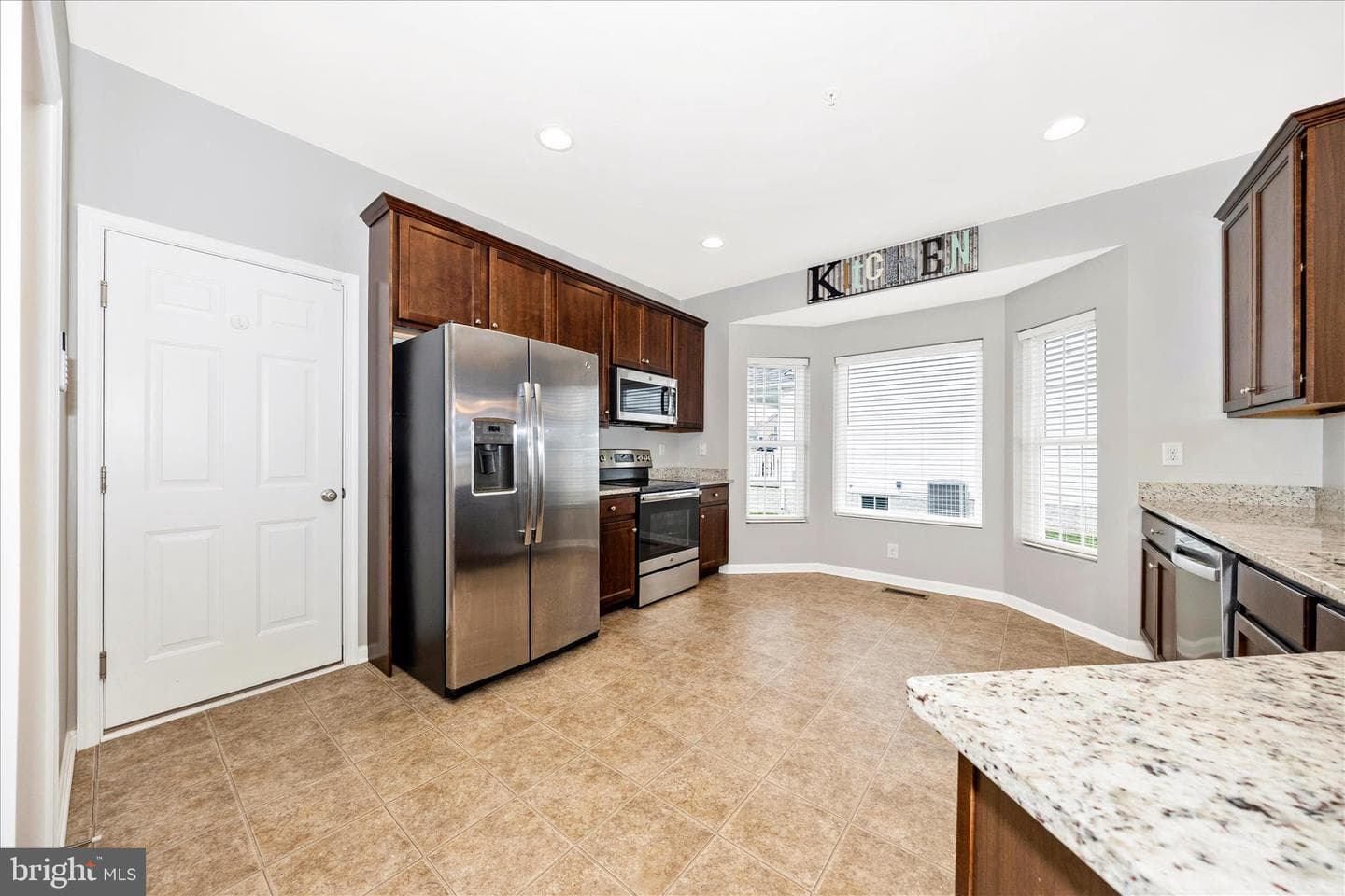 13928 Patriot Way photo 37