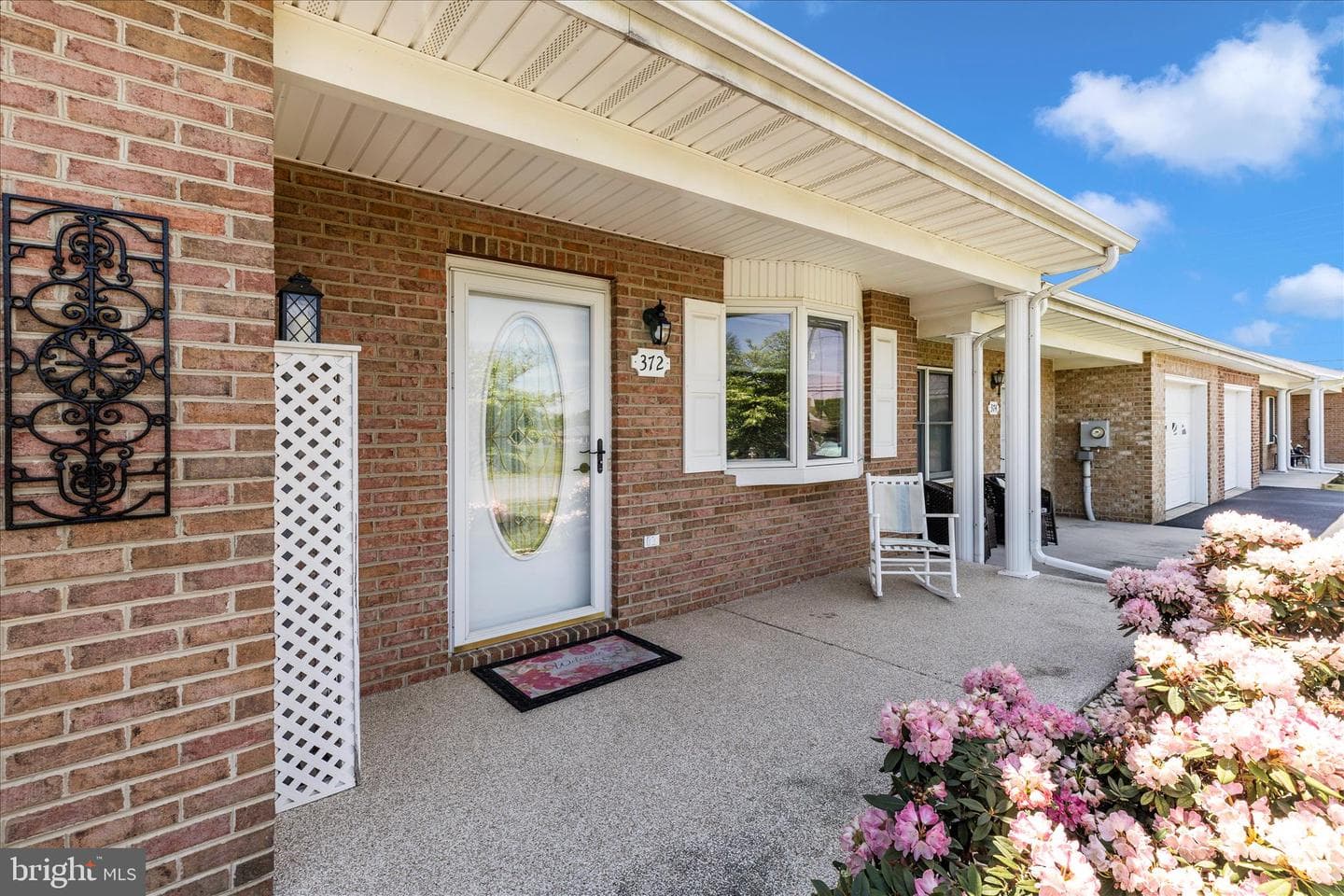 372 Winding Oak Drive photo 4