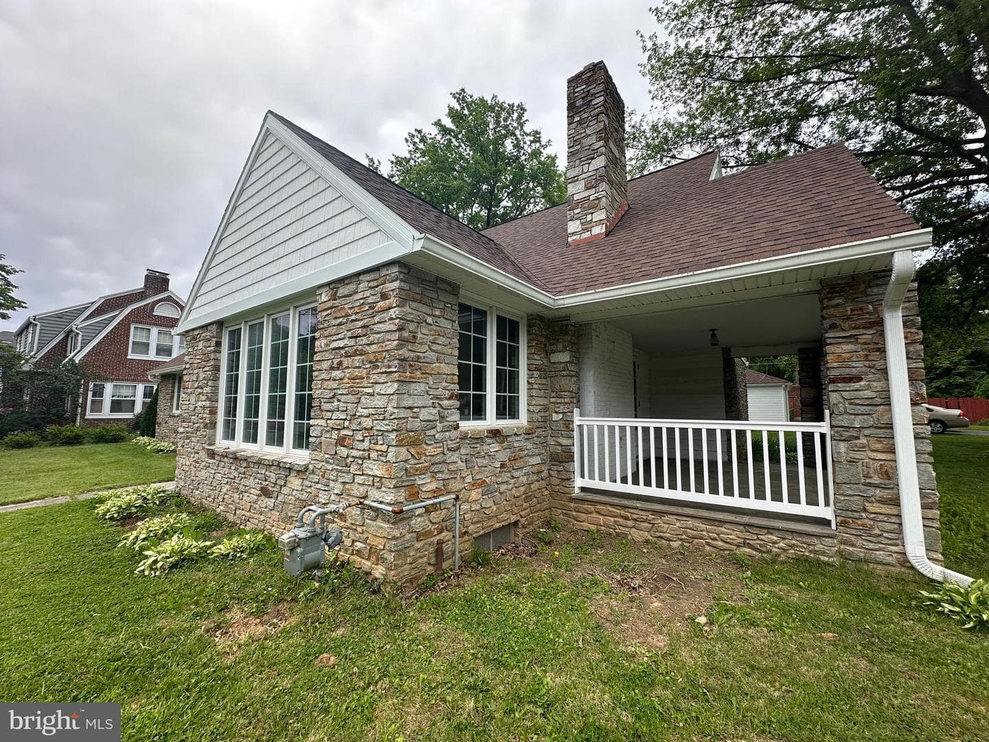 1400 Oak Hill Avenue photo 6