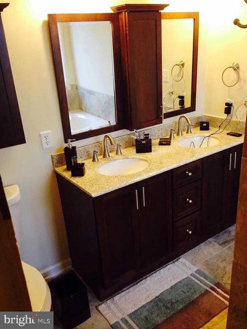 10329 Lantern Lane photo 23