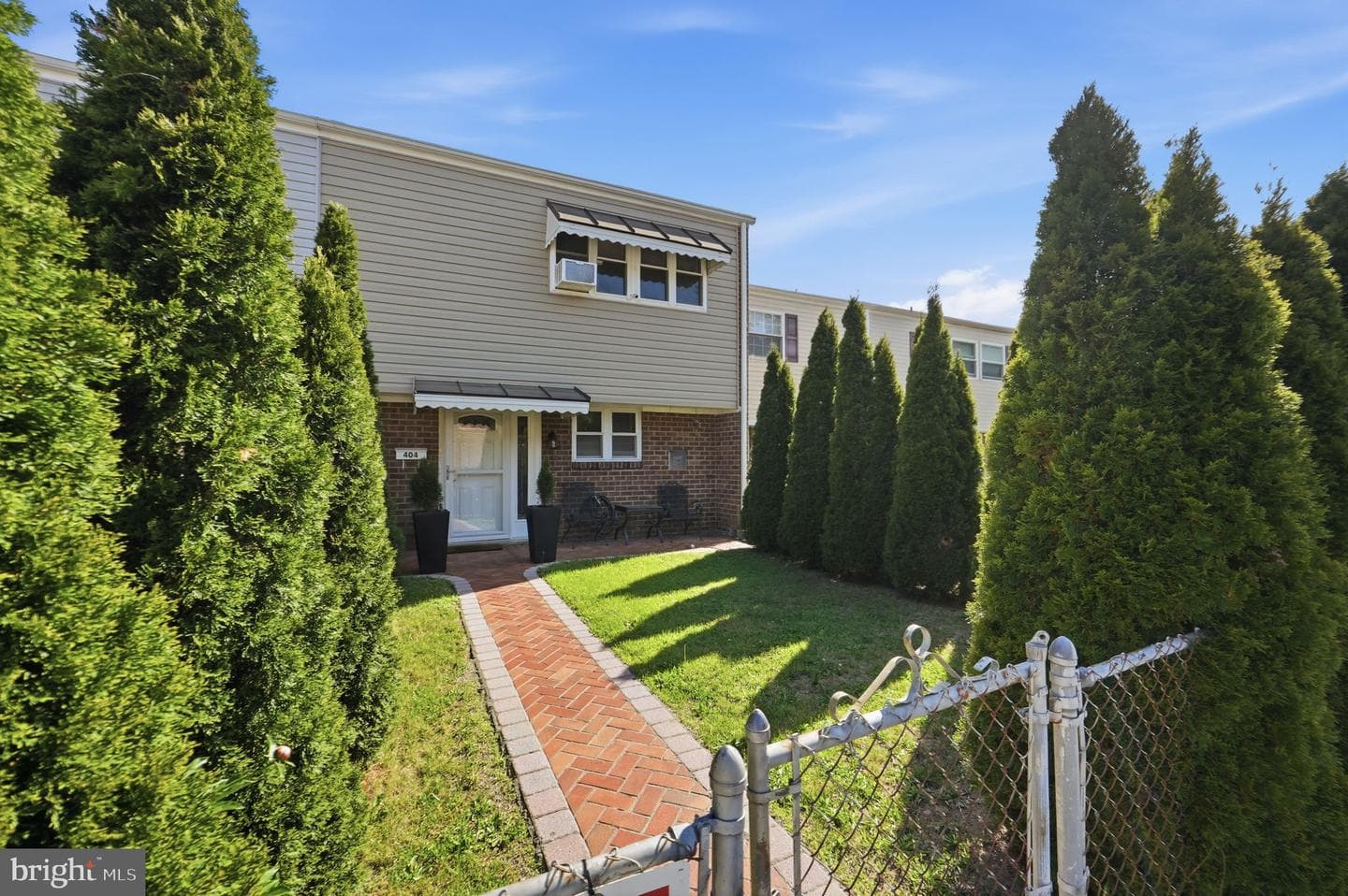 404 Bethlehem Court photo 3