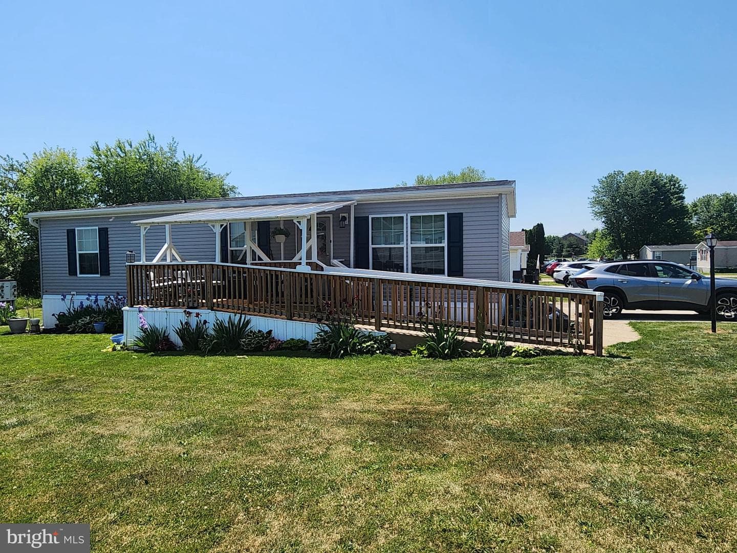14125 Zinnia Lane photo 4