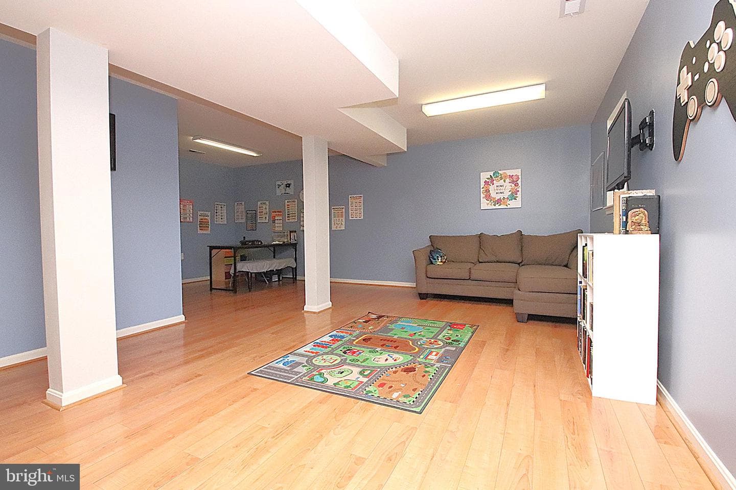 16903 Hampshire Drive photo 24