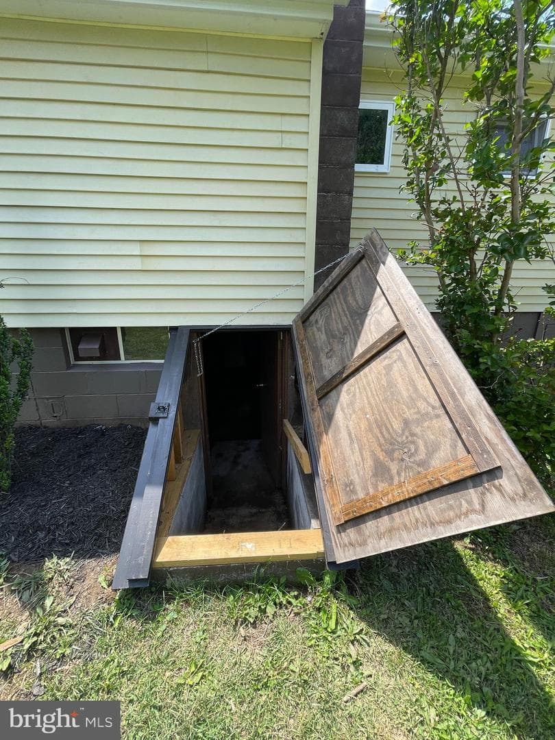 17110 Miner Avenue photo 16