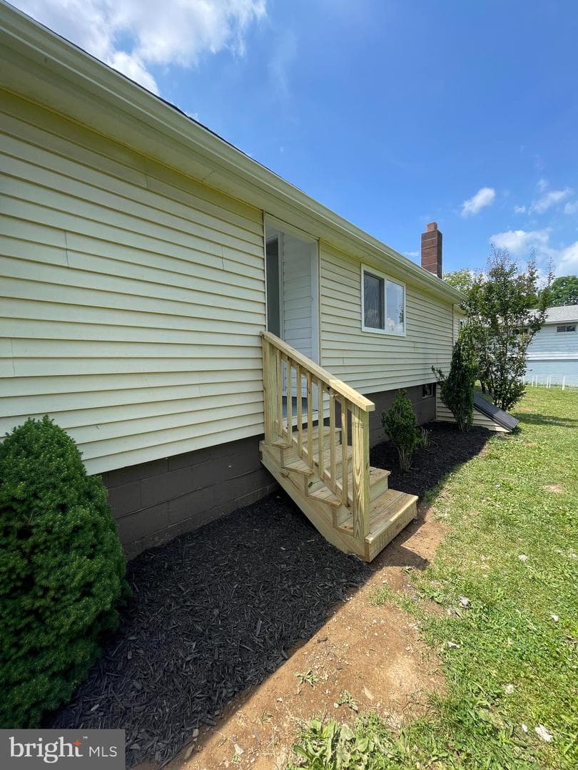 17110 Miner Avenue photo 17