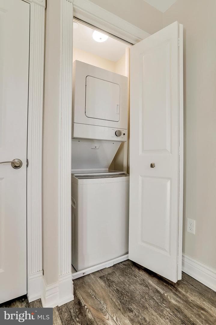 37 S Prospect Street #105 photo 16