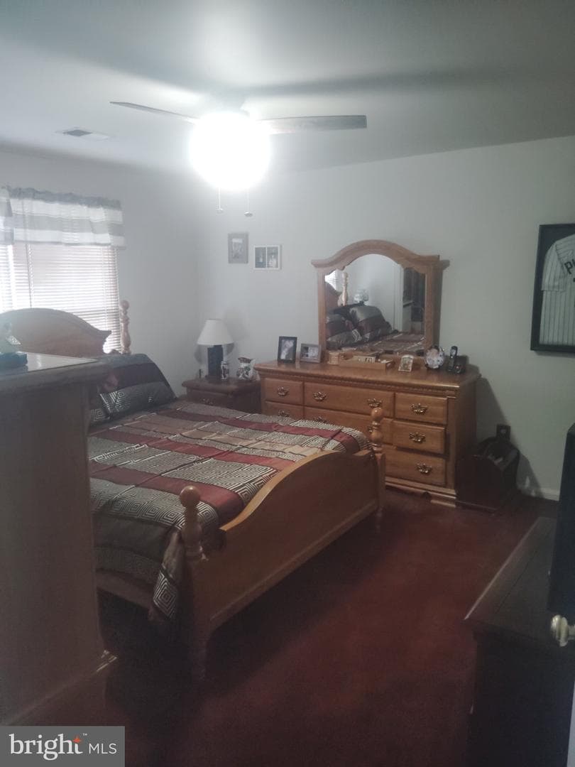 69 Johnson photo 26