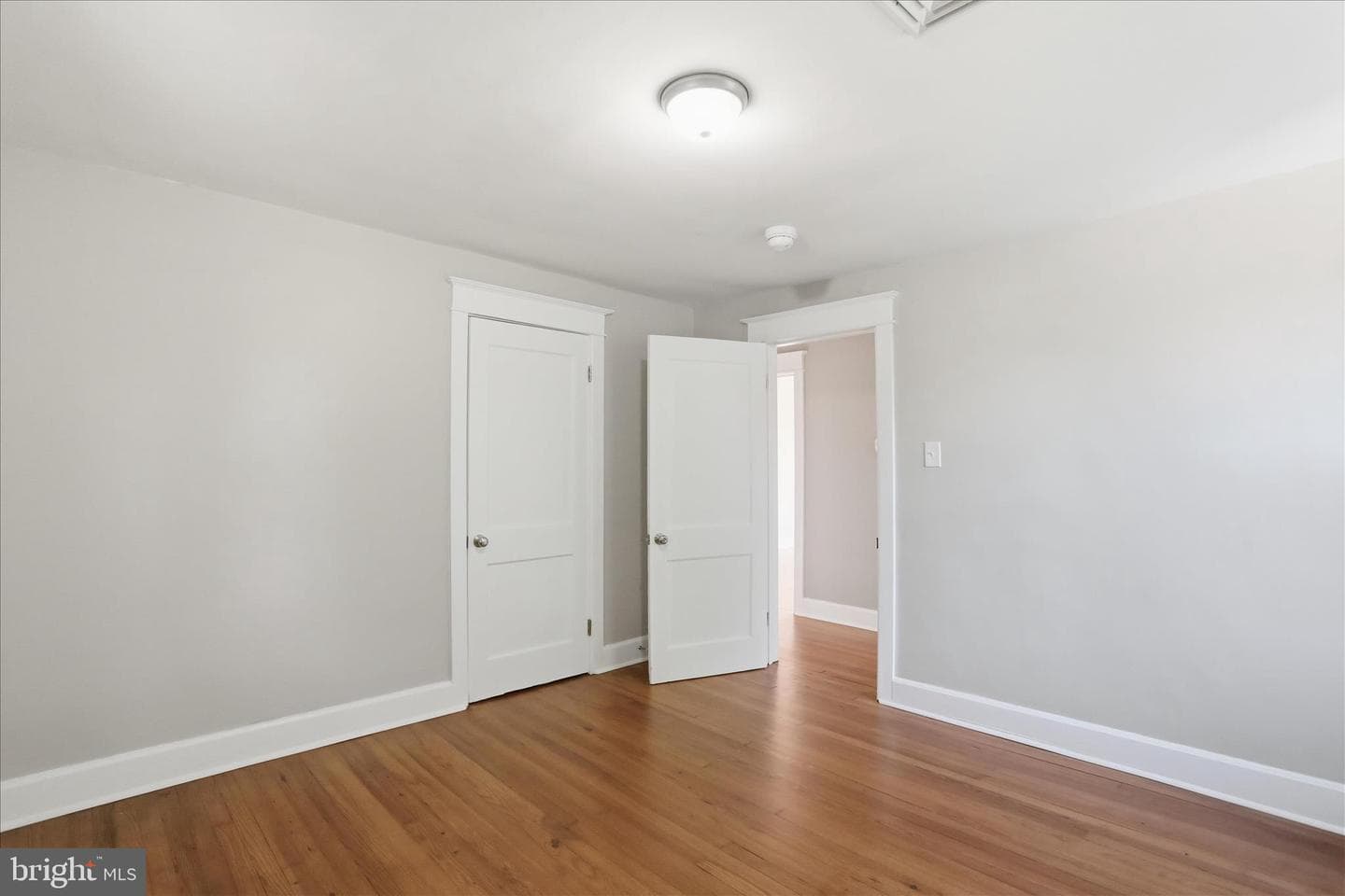 819 Summit Avenue photo 27