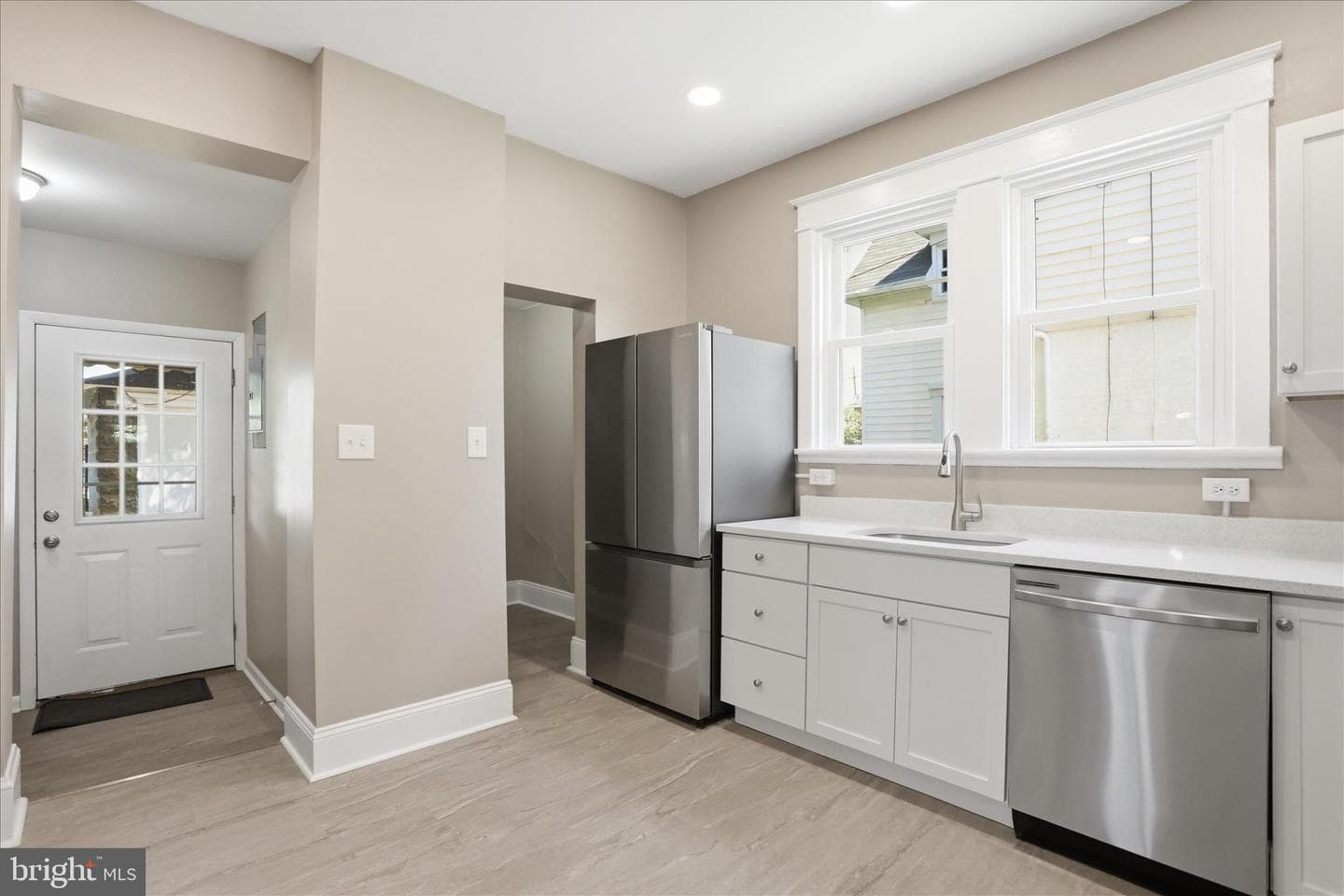 819 Summit Avenue photo 62