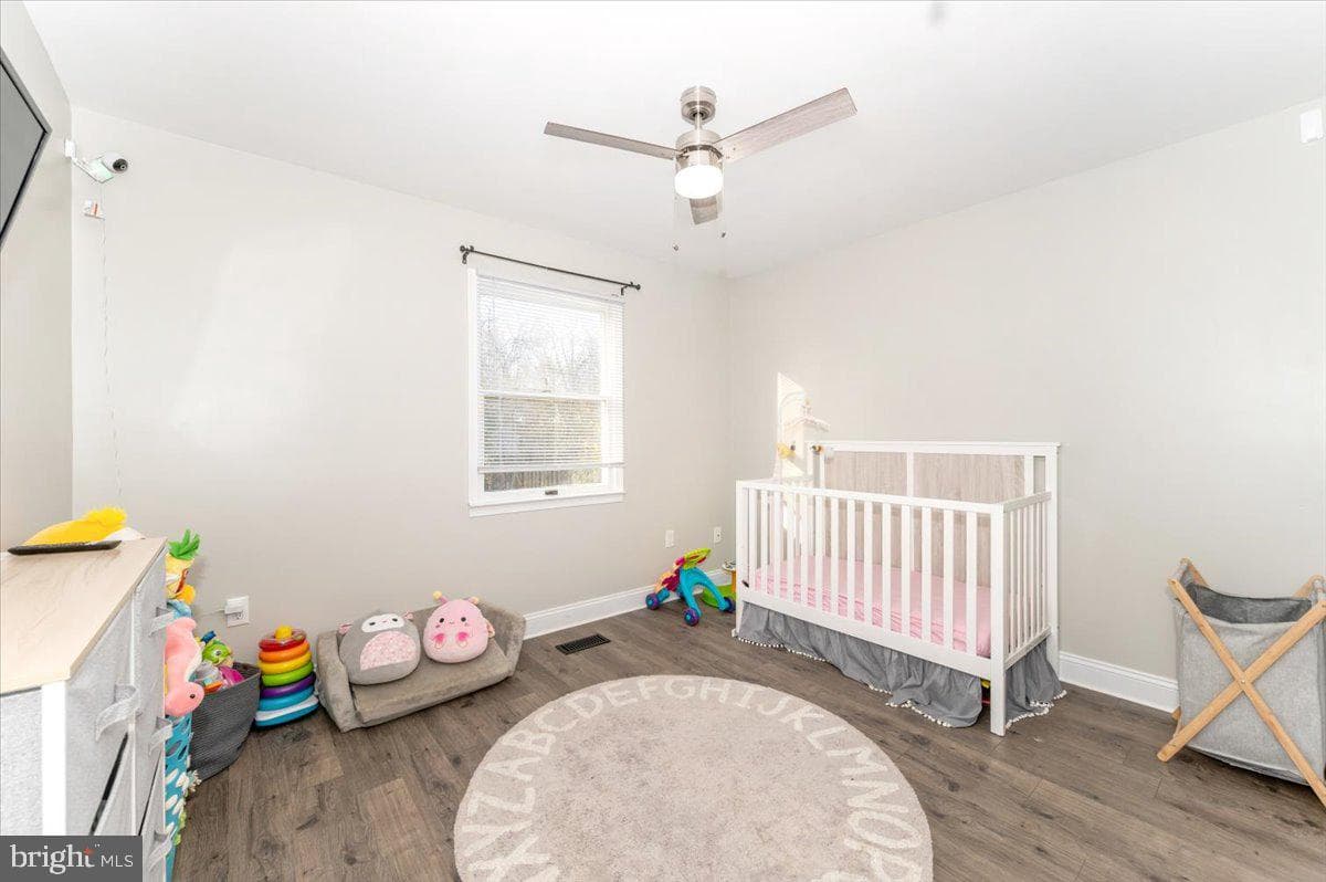 20504 Jefferson Boulevard photo 23