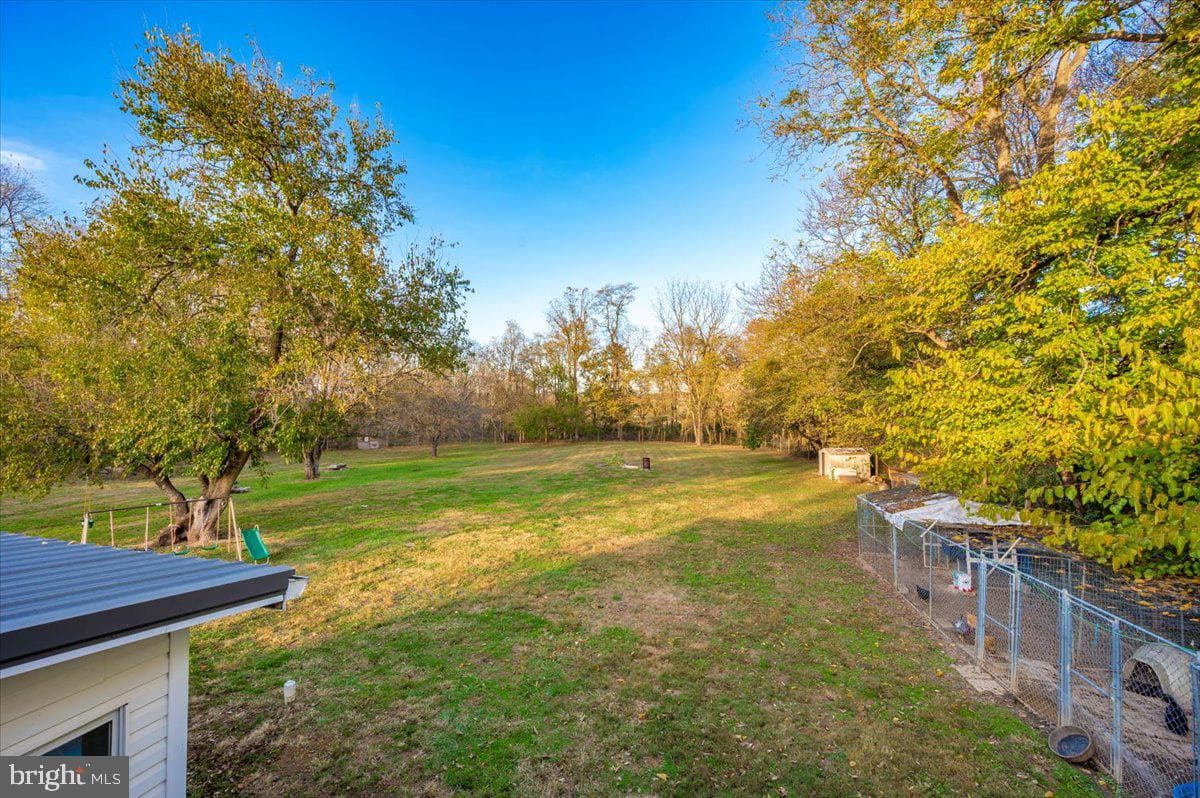 20504 Jefferson Boulevard photo 45