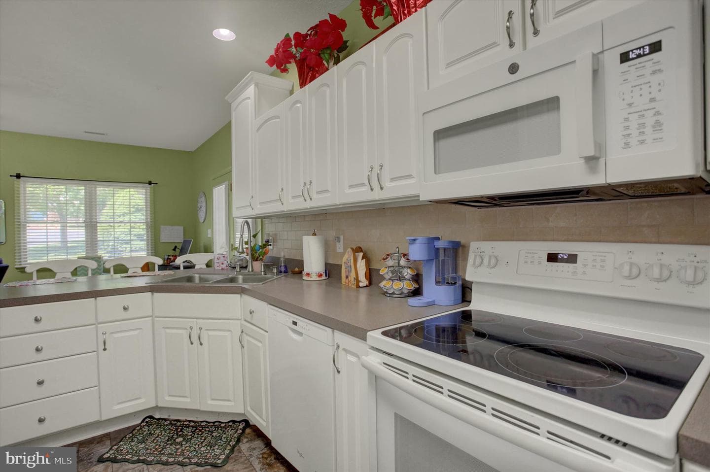 240 Sunbrook Lane #137 photo 15