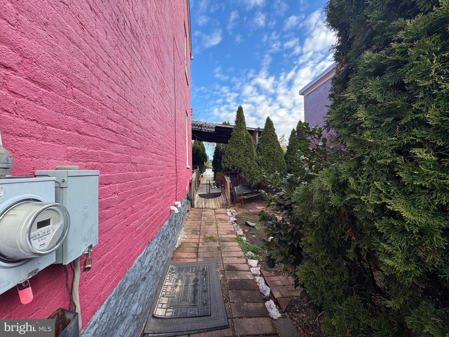 54 Randolph Avenue photo 29