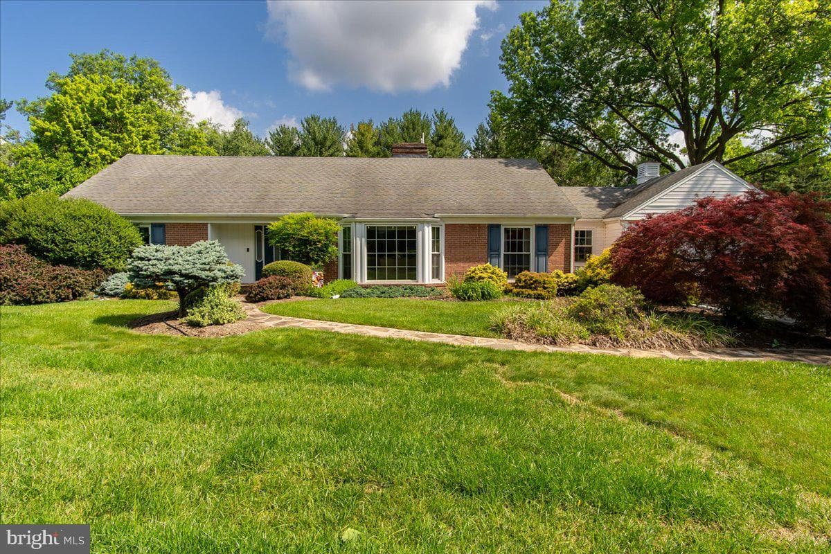 19022 Cherry Tree Drive photo 3