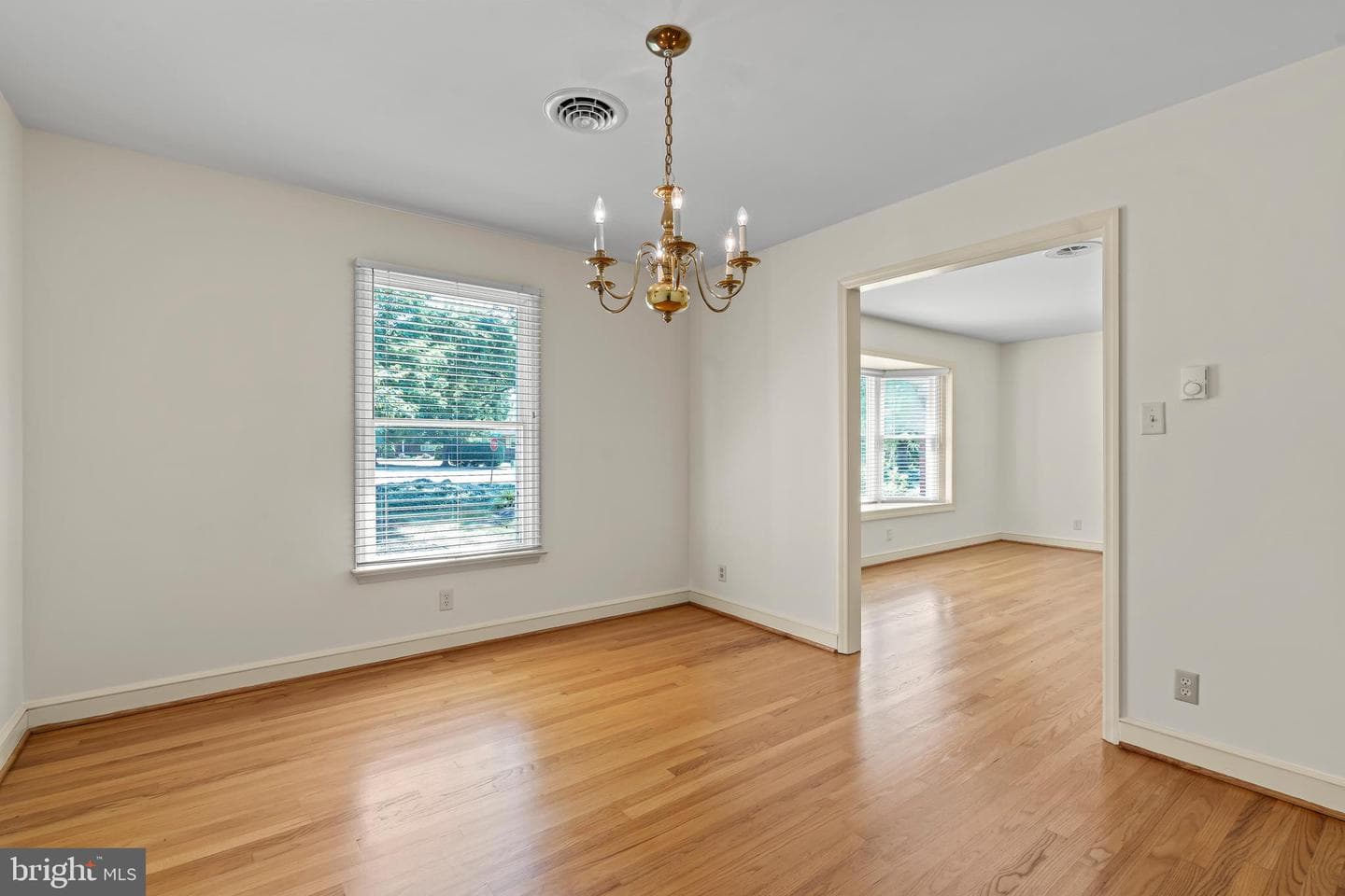 1916 Applewood Circle photo 13