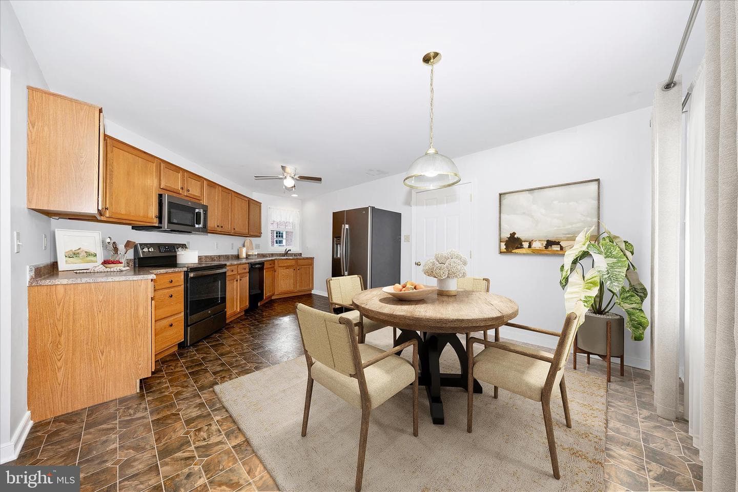 17817 Sherman Avenue photo 16