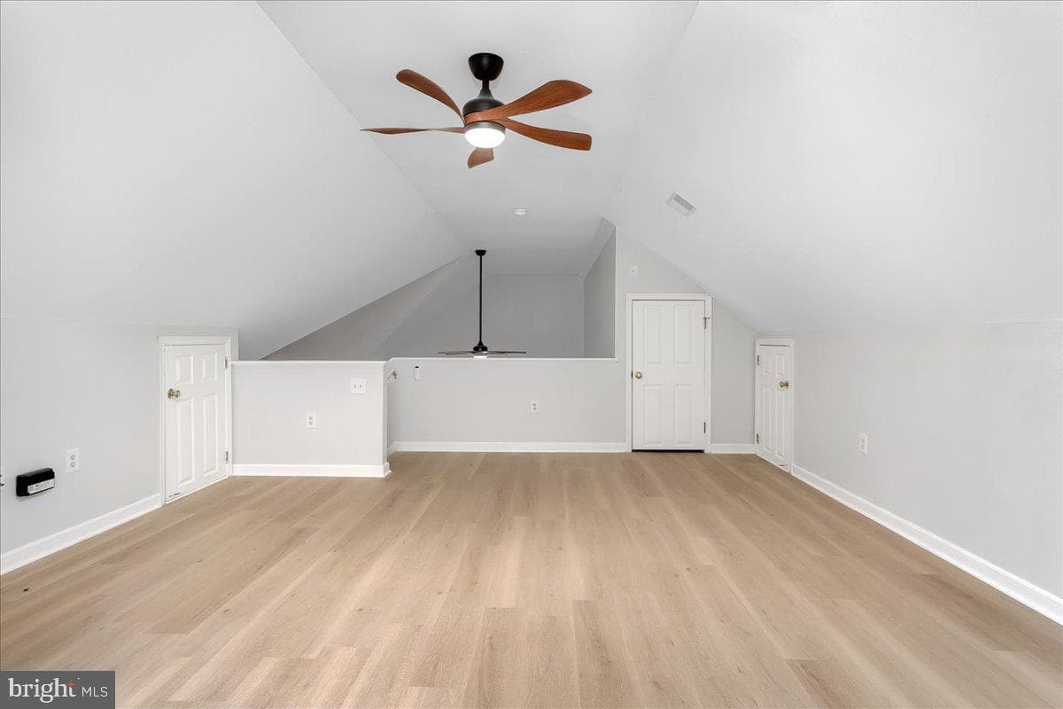 20407 Kings Crest Boulevard photo 19