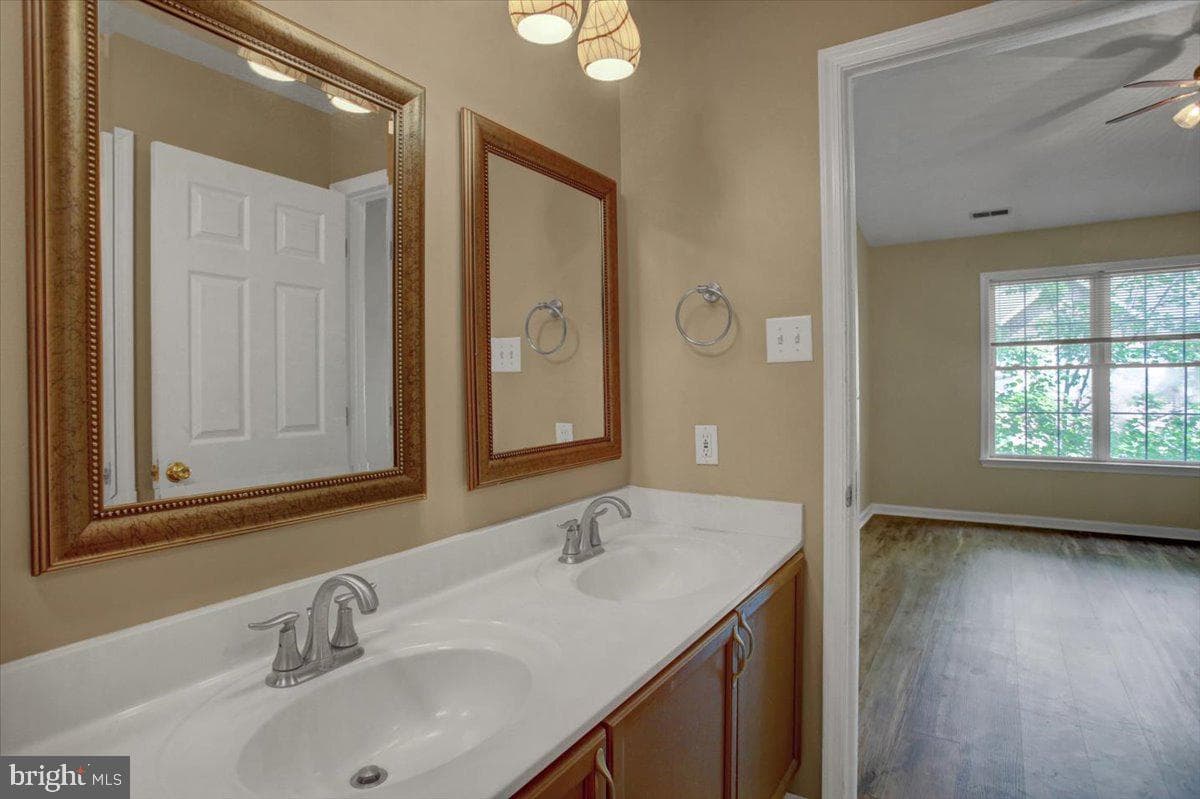 1153 Lindsay Ln photo 31