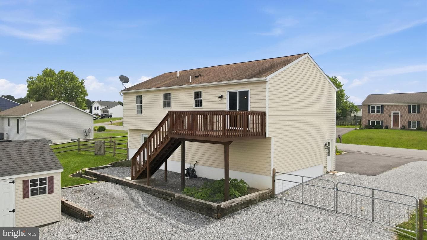 15932 Hibiscus Dr photo 27