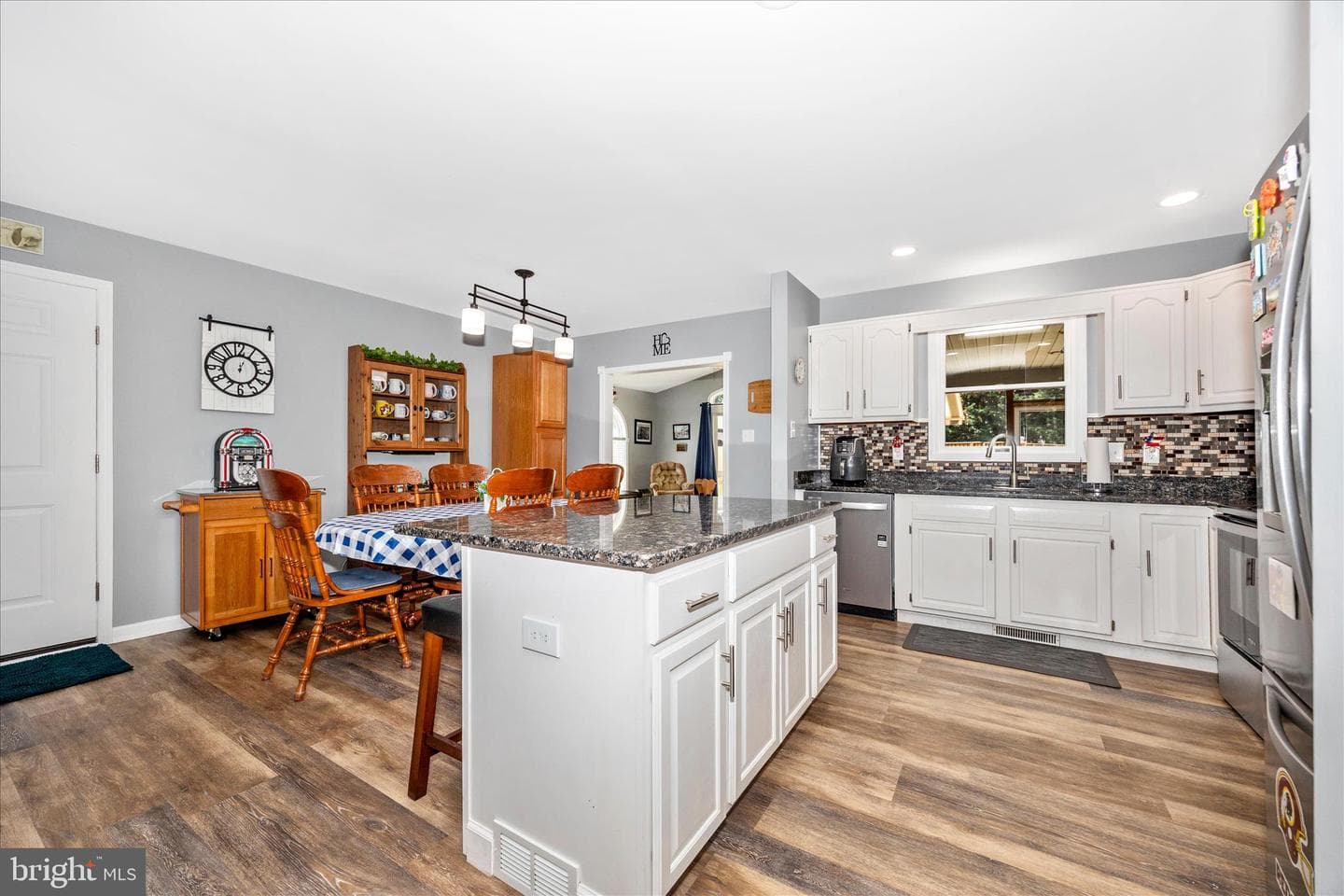 109 Rebeccas Court photo 11