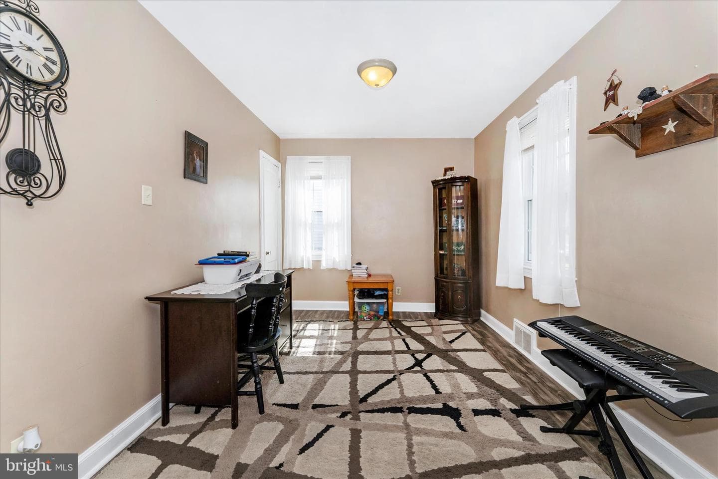 1052 Fairview Road photo 5
