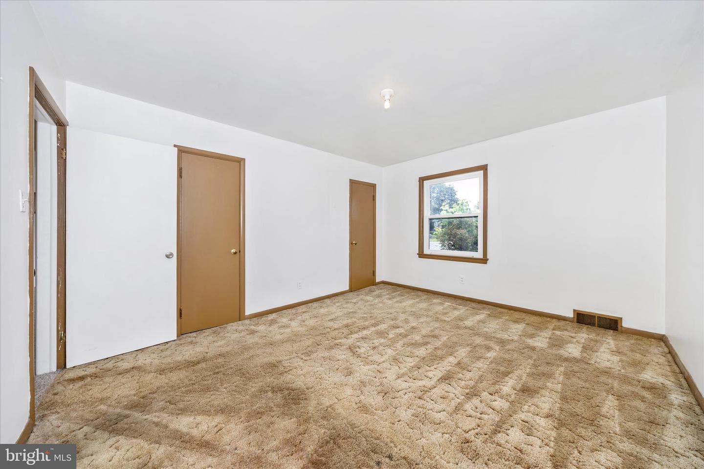 17534 Lincolnshire Road photo 23