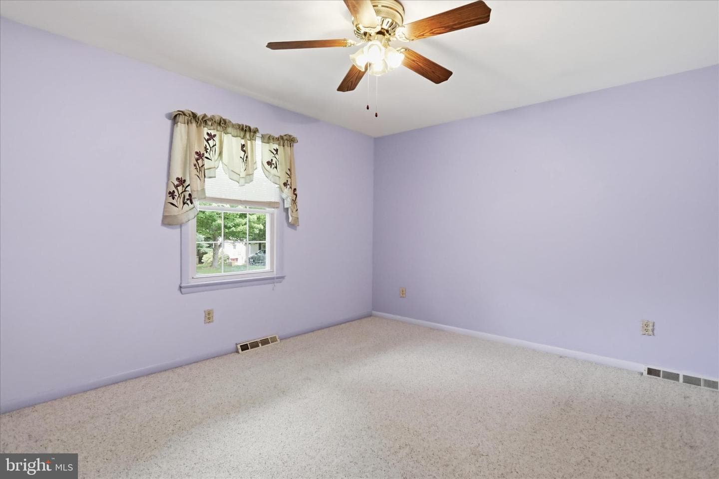17813 Greentree Terrace photo 14