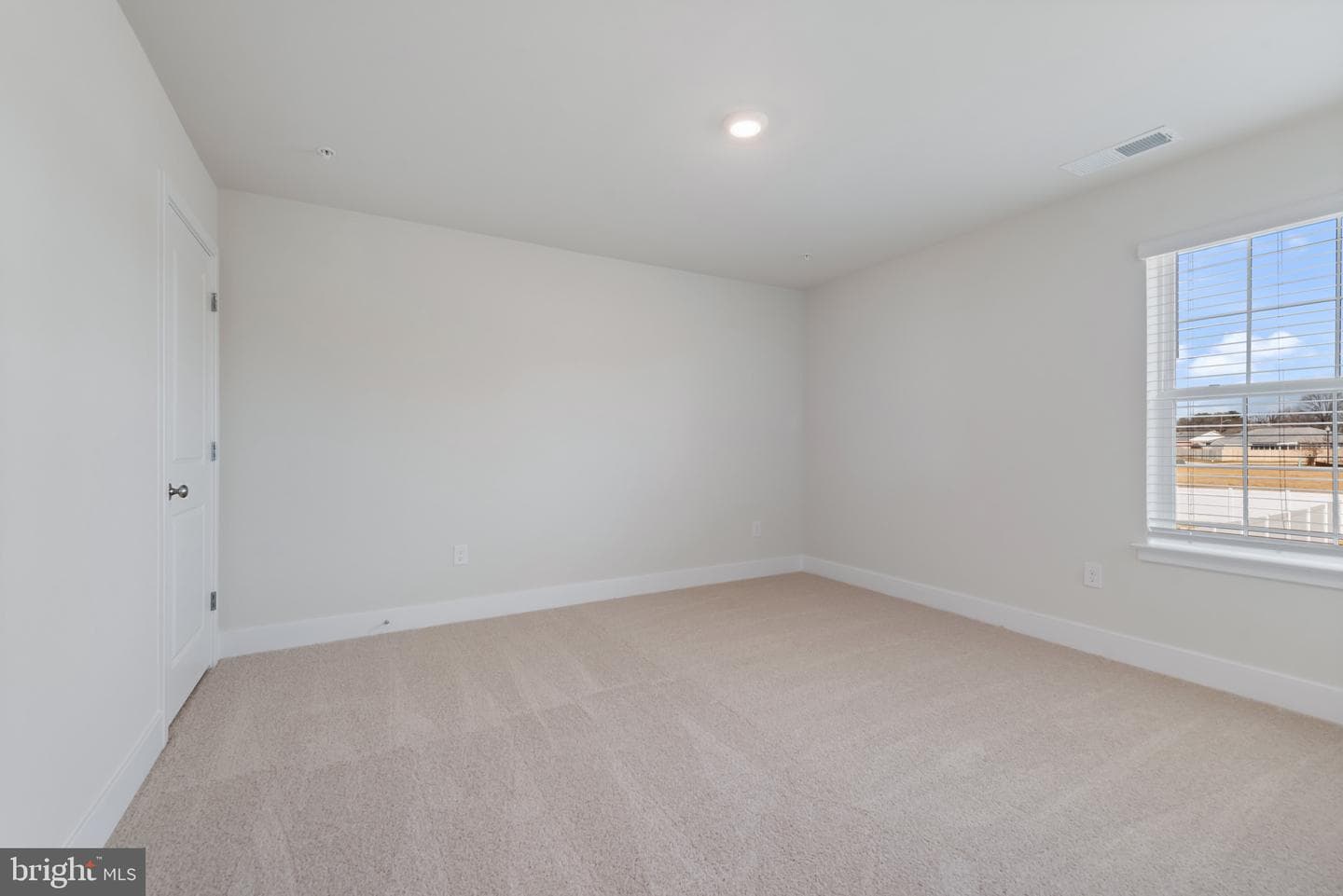 1216 Moller Avenue photo 14