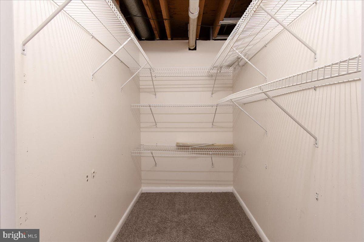 10602 Oaktree Circle photo 25