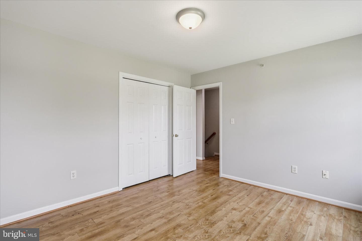 309 E Ridge Drive photo 16