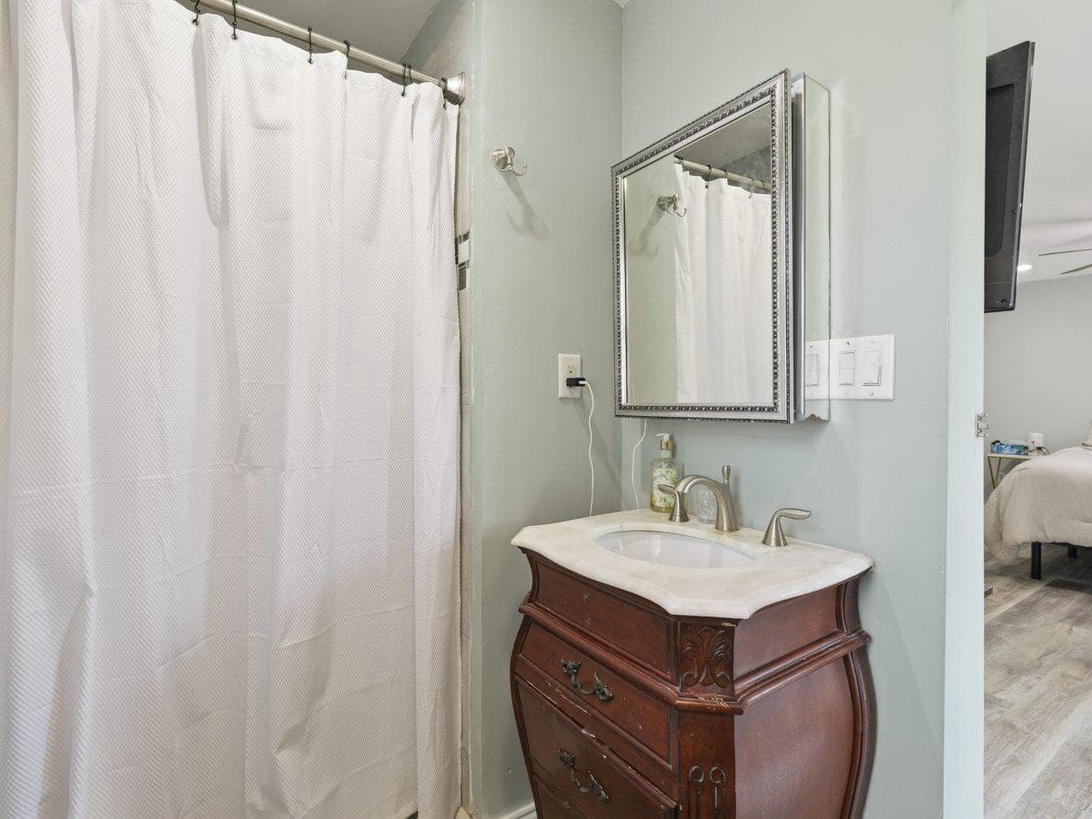 16808 Tammany Manor Road photo 23