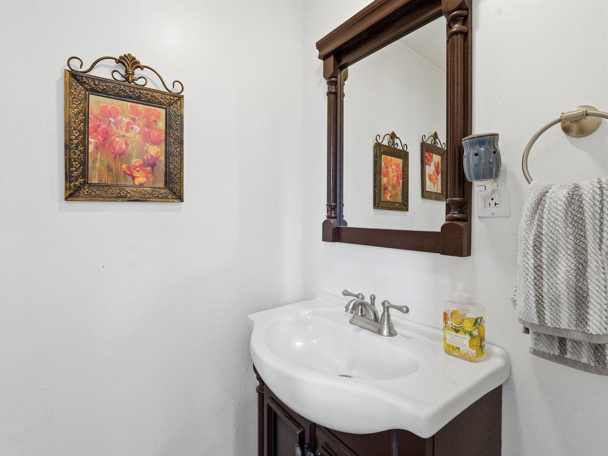 16808 Tammany Manor Road photo 25