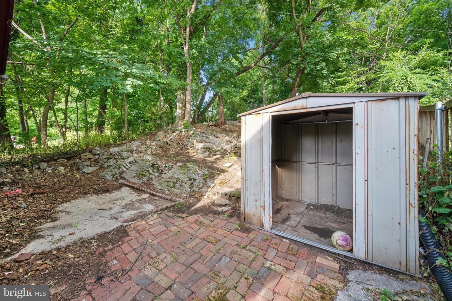 614 Maryland Ave photo 45
