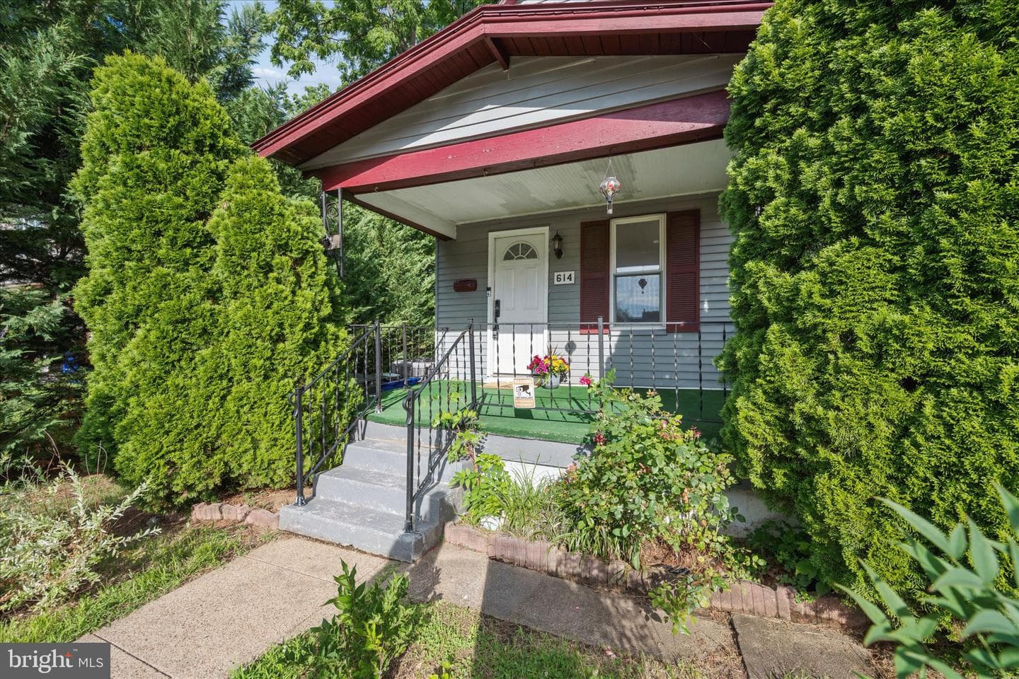614 Maryland Ave photo 59