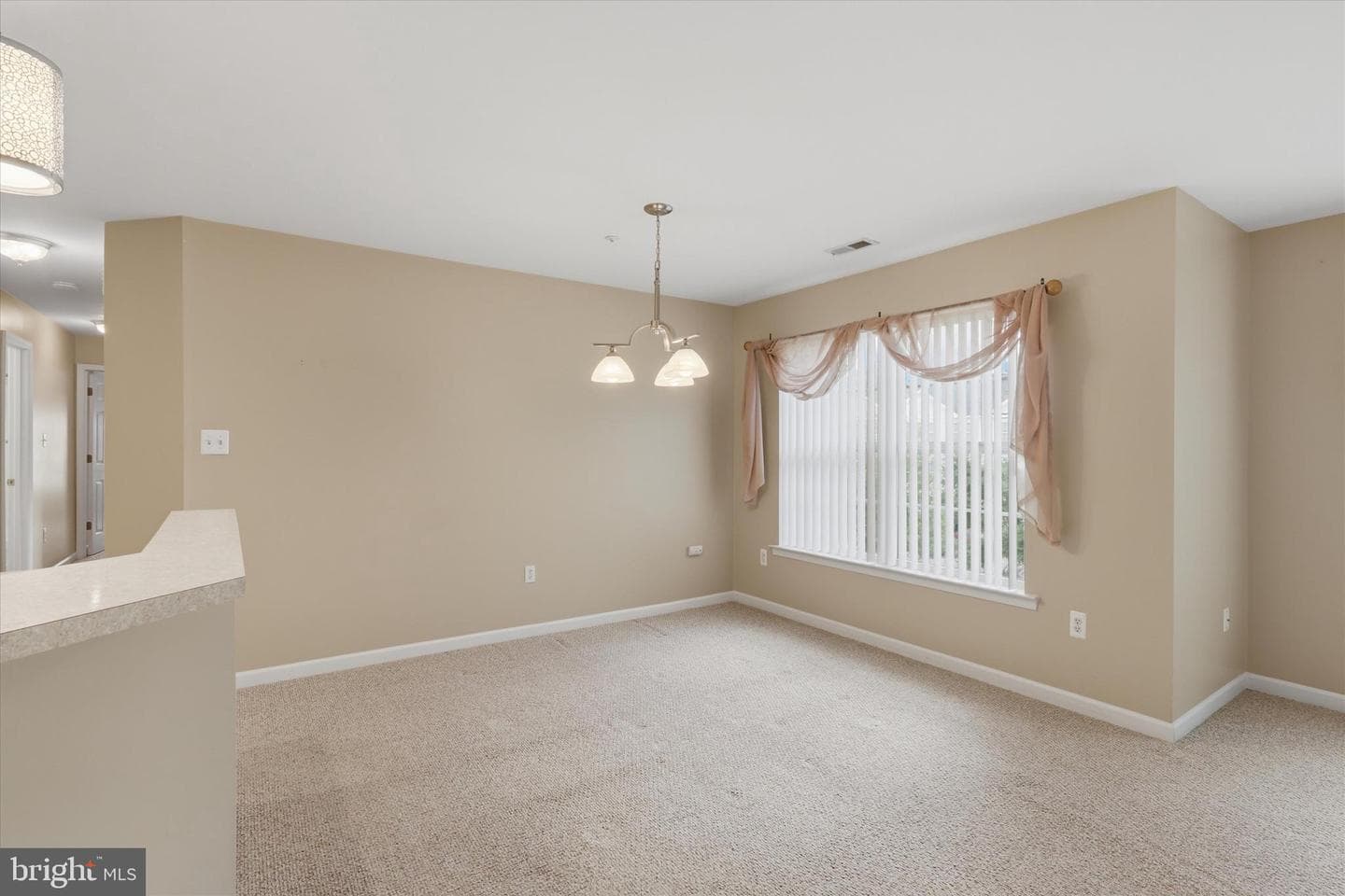 2029 Windsong Drive photo 12