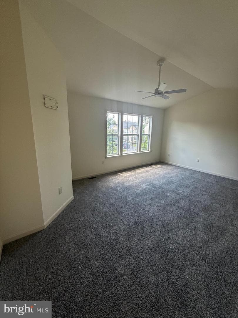 9905 Kurtyka Circle photo 11