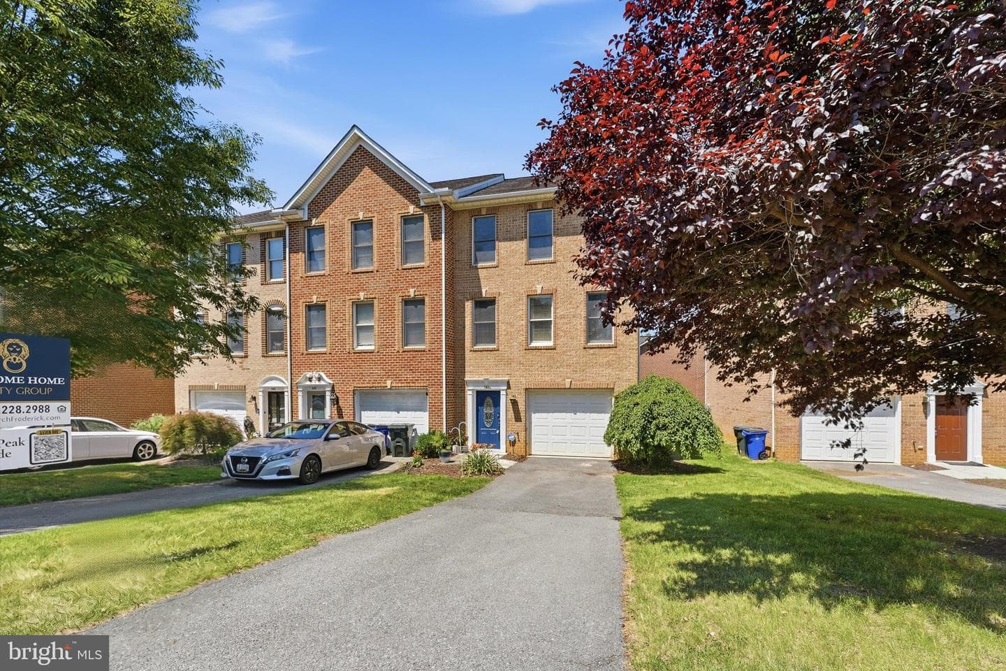 547 Pangborn Boulevard photo 32